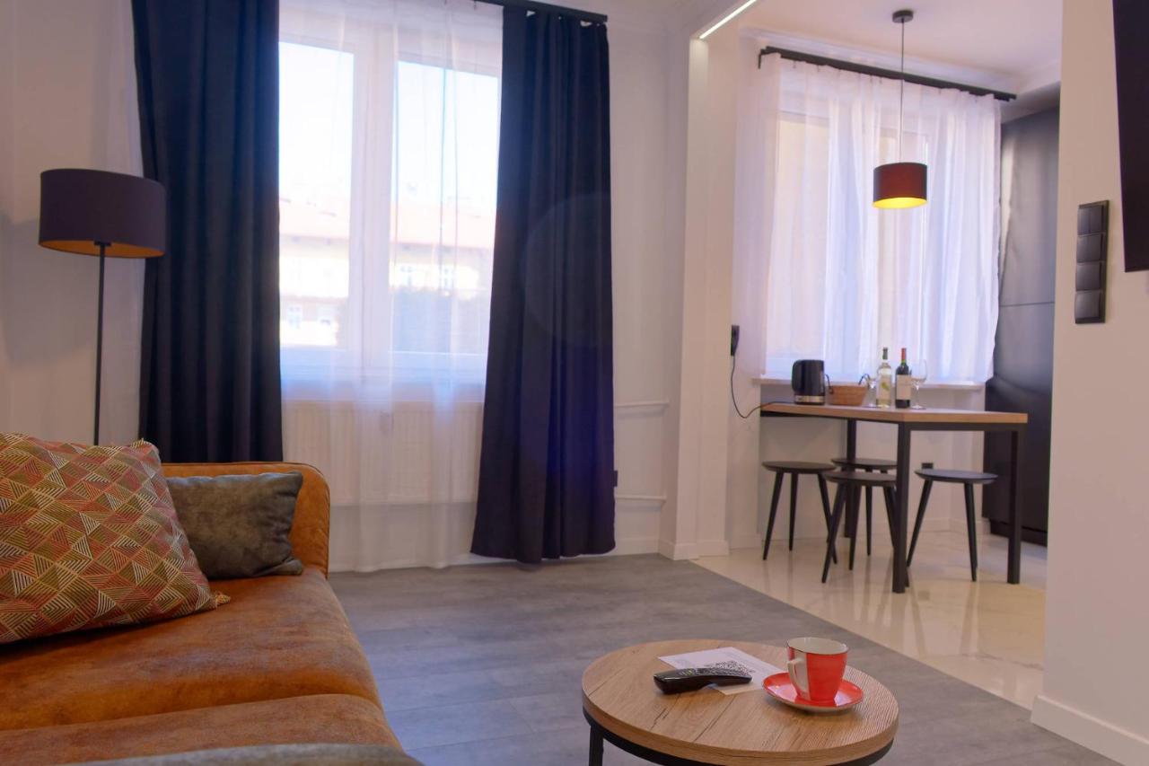 Apartament E-Space Rzeszów Exteriör bild